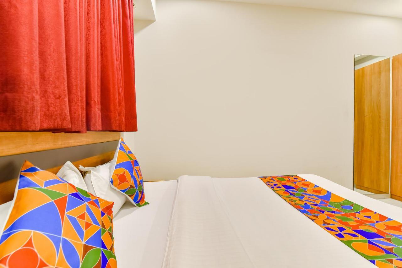 Fabhotel Happinex สุรัต ภายนอก รูปภาพ