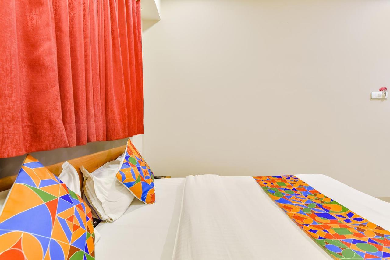 Fabhotel Happinex สุรัต ภายนอก รูปภาพ